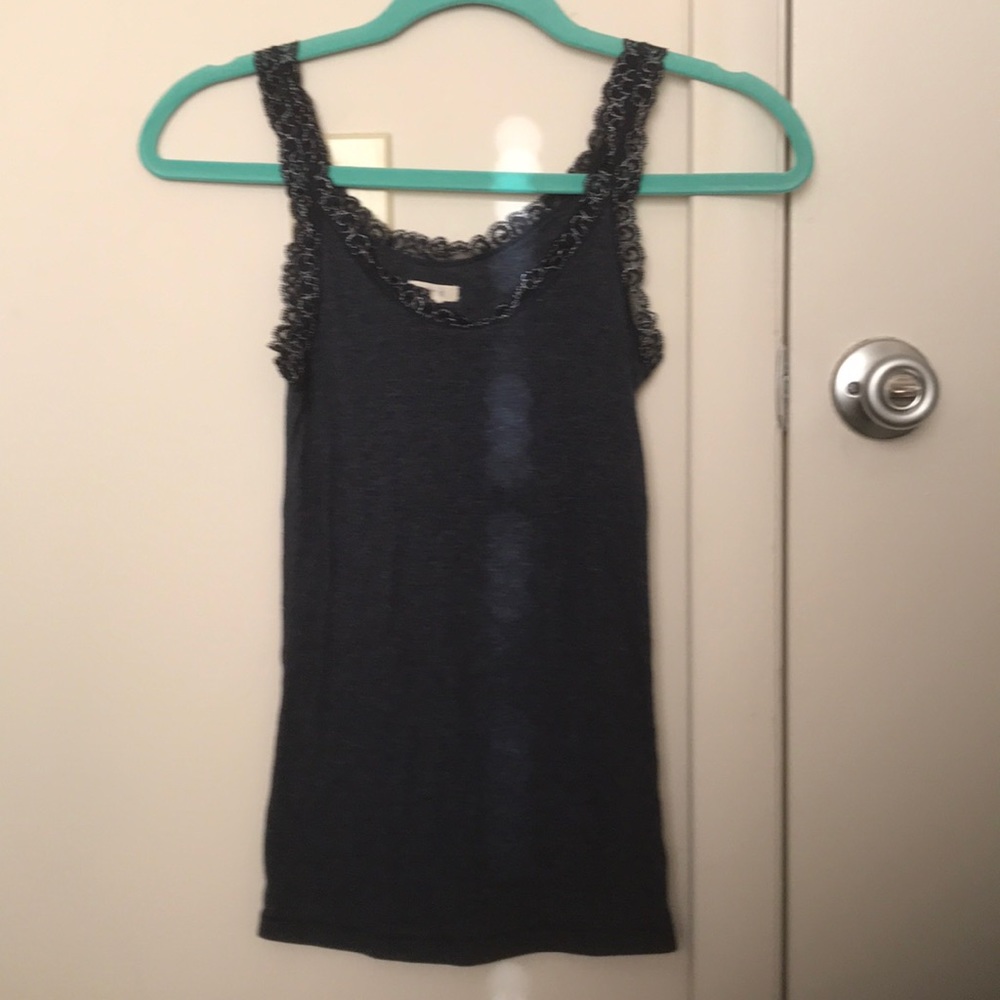 Aerie lace detailing tank top